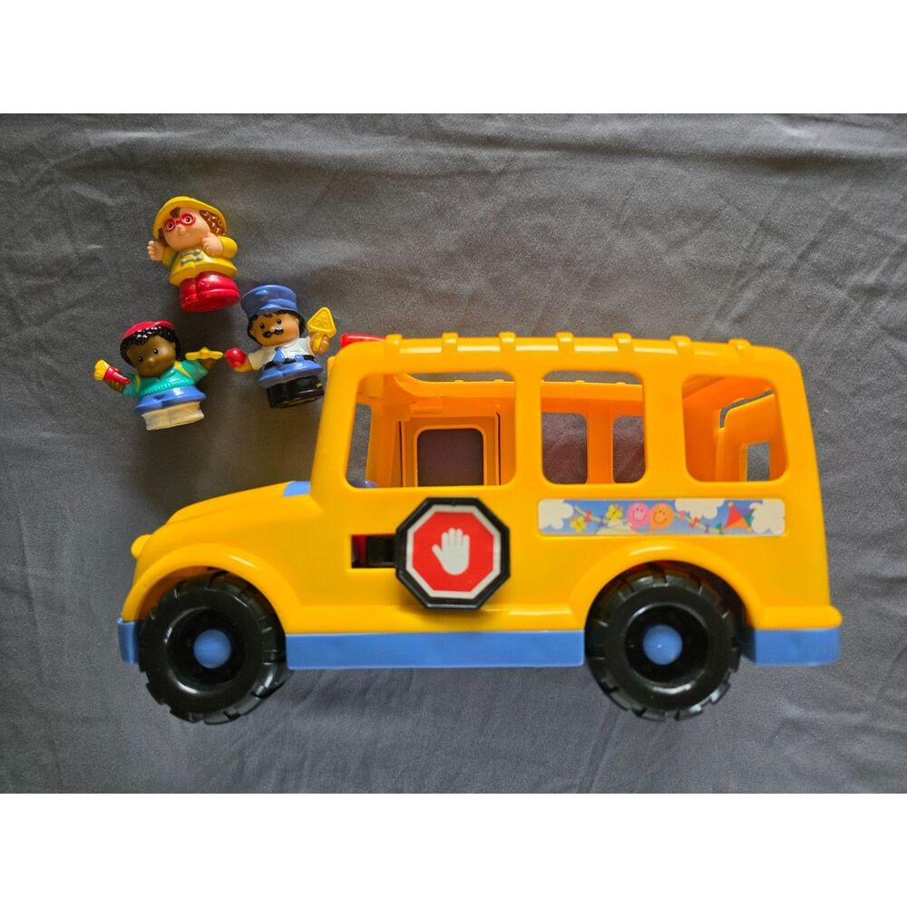 Fisher-Price Little People School Bus Set with 3 Figures Vintage 2000